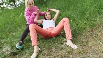 Luca Bella - Annoying jogger