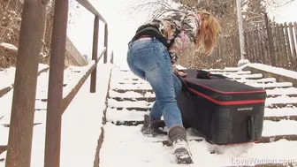 Amy Red - Heavy luggage