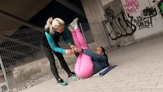 Vanda - Friendly torture