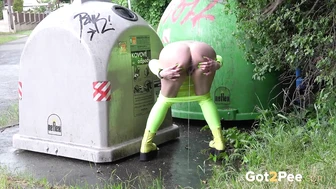 Neon In Public