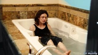 Ronica Takes a Bath