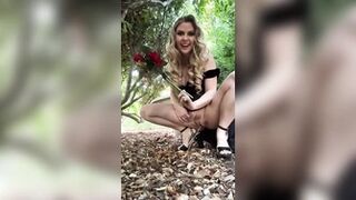 summerhayzz - was a bridesmaid in my friends wedding this weekend!! I had to pee so