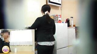 DLSL-665 02 Toilet next to the kitchenette: Constipated woman's farts are audible and defecated