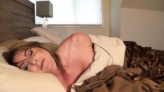 EricaKay - Farting in Bed and Sexy Talk