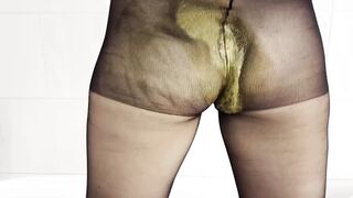 The_Prime_Alpha - Pooping & Smearing in Pantyhose