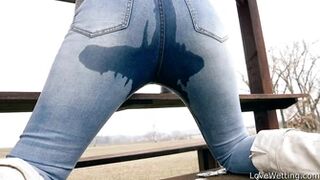 Izzy Delphine - Wetting Scene