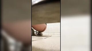 MUJI boutique TWTP 1685 Lurking in the school girls restroom