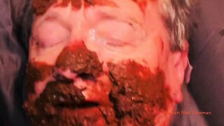 This Fag Wants Everyone to See Him Eating Shit From Black Men