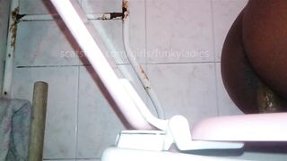 funkyladies - Honey Brown’s New Ass and Splash!!