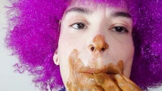 Lamia Dark - Yummy shit tasting and rubbing my whole body