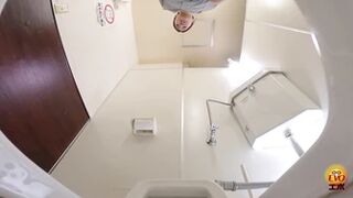DLEE-813 03 Hidden camera in the office: OL trying to hold her pee slips into the toilet 5