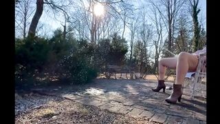 HugeBladderQueen - Power Pissing Compilation