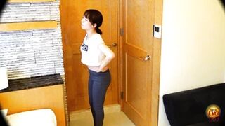 DLEE-531 04 Hidden Camera: The Failures of Graceful Women - Inappropriate Massive Pee Leaks 3