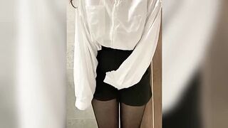 peeing panties and skirt