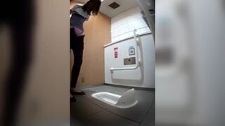 15379077 Beauty's toilet ⑦
