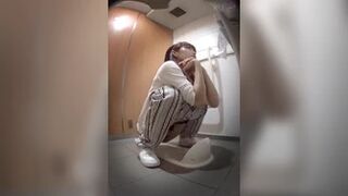 28105238 Metropolitan station toilet not leaked 4