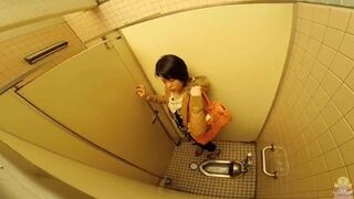 DLCAP-015 01 Confused Women's Restroom
