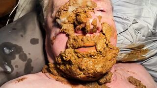 Black Men Wake Up White Journalist By Shitting in His Mouth