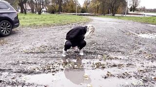 Claudia - Pissing Scene