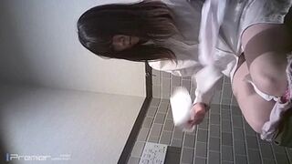 hide035_00 A series of unmaintained thickets [Real Women's Toilet]
