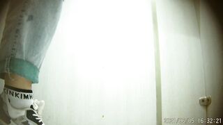 Rear view face visible (Vol 2)