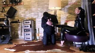Latex Spit Slave – Obey & Swallow Like a Good Little Piggy