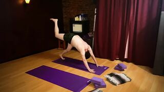 Tyler Dare Makes Hanz VanDerKill Worship Her Body After He Gives her Sass with boob flexing, muscle worship, body kissing