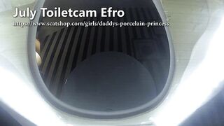 PorcelainCouple - July Efro on Toilet Cam!