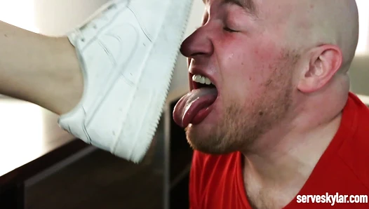 ServeSkylar - Dirty shoe licker gets blackmailed