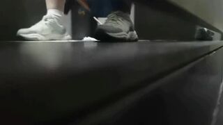 girl piss loud