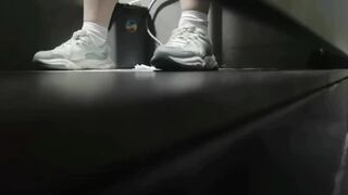 girl piss loud
