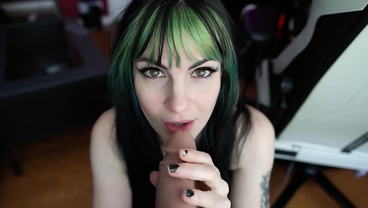 Prettyinpunk92 - The Babysitter Is Disgusted By You
