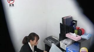 DLSL-402 02 Hidden camera footage in the office: Office lady gets lectured and wets herself 2