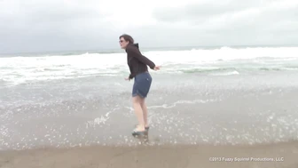 Ocean Makes Her Pee