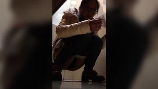 15274802 China 2019 Dalian / Shopping Center Toilet / Young / Beautiful Only 27 people