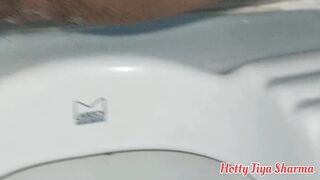 hottyjiyasharma - Jiya pooping in desi Toilet
