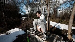 Alexa Throat - Pissing Scene