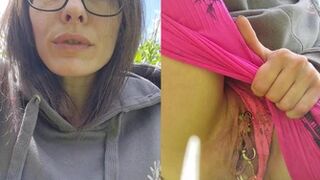 lisa69xxx - Outside piss