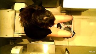 Western-style toilet front close-up & from above voyeur ②