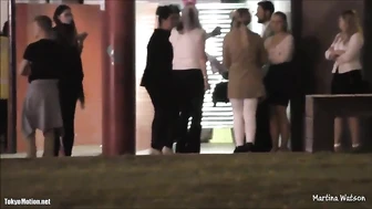 Many Girls - One Toilet