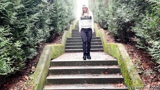 Naomi Bennet - Pissing Scene