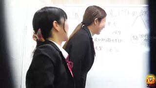 DLEE-785 05 Hidden camera: working woman’s embarrassing wetting. An embarrassing continent of pee staining her clothes.