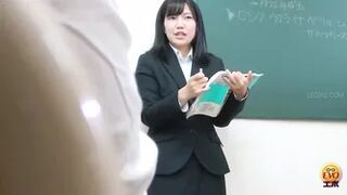 DLEE-447 01 School toilet voyeur: everyday’s urination of female teachers